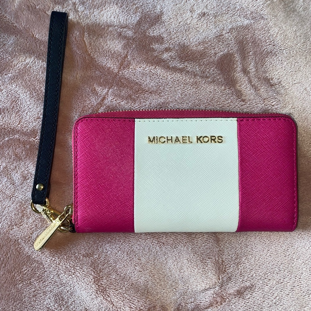 MK Pink and white wristlet